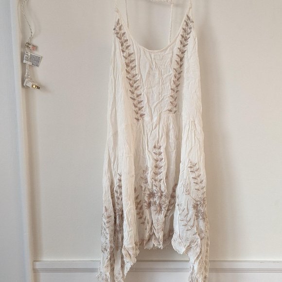 🚩SOLD🚩FREE PEOPLE Meadows of Medallion Dress - Picture 2 of 8